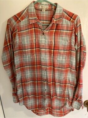 Toad&Co Coral and Light Blue Plaid Button-Down Shirt with Pockets